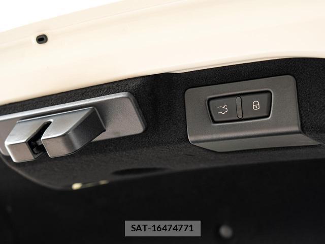 Maserati GHIBLI 2023-08 7870382-10