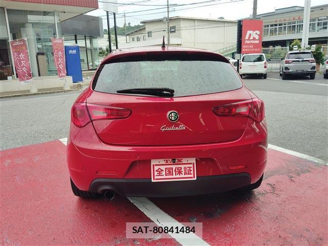 ALFA ROMEO GIULIETTA 2012-06 7869722-10