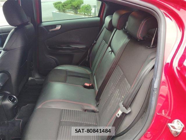 ALFA ROMEO GIULIETTA 2012-06 7869722-13