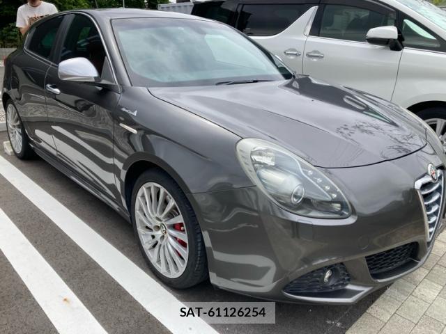ALFA ROMEO GIULIETTA 2013-03 7870855-1