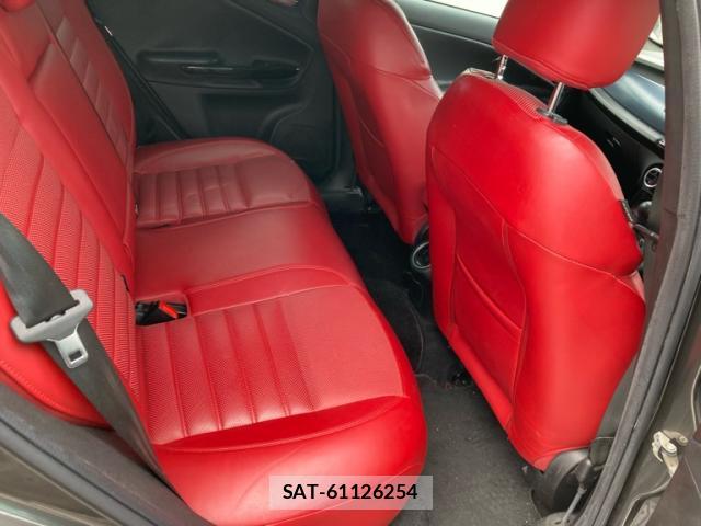 ALFA ROMEO GIULIETTA 2013-03 7870855-10
