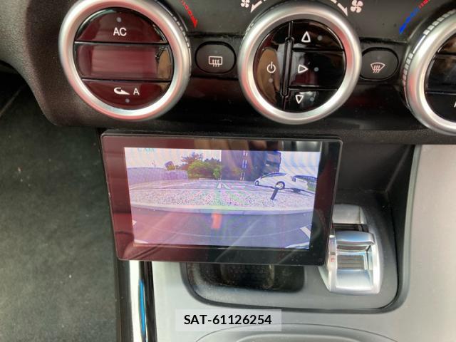 ALFA ROMEO GIULIETTA 2013-03 7870855-18
