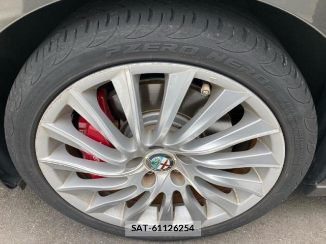 ALFA ROMEO GIULIETTA 2013-03 7870855-9