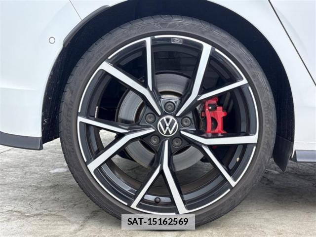 VolksWagen GOLF GTI 2022-10 7872174-8