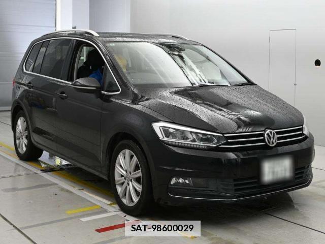 VolksWagen GOLF TOURAN 2018-08 7871184-0