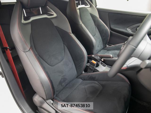 Toyota Gr Yaris 2025-10 7872213-5