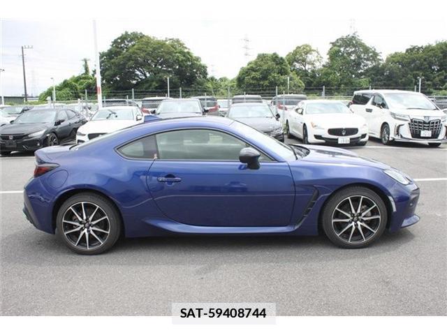Toyota GR86 2022-03 7870917-11