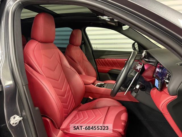 Maserati Grecale 2023-12 7870157-8