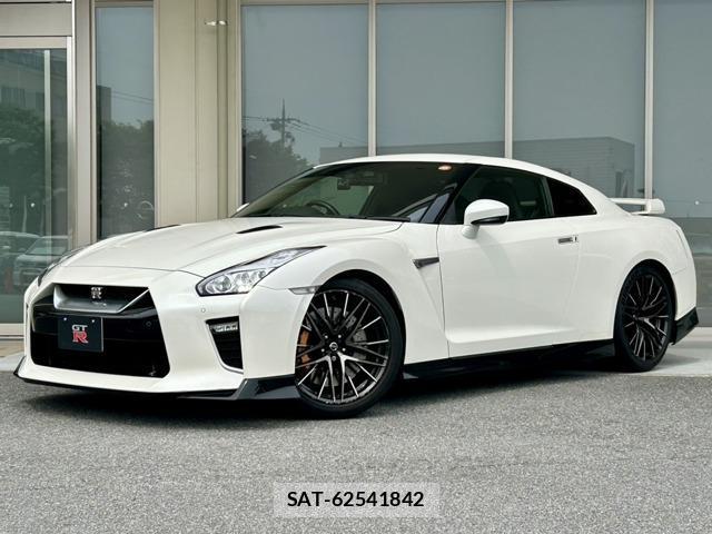 Nissan GT-R 2019-08 7871312-2