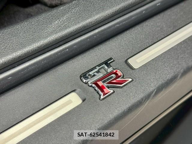 Nissan GT-R 2019-08 7871312-7
