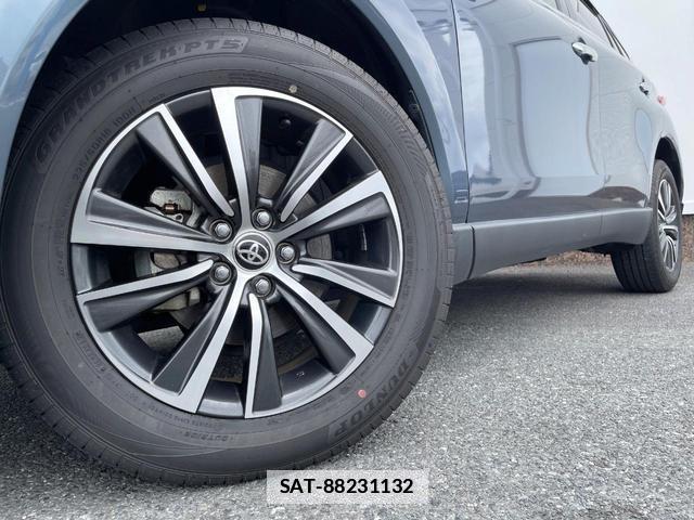 Toyota HARRIER HYBRID 2021-09 7868256-12