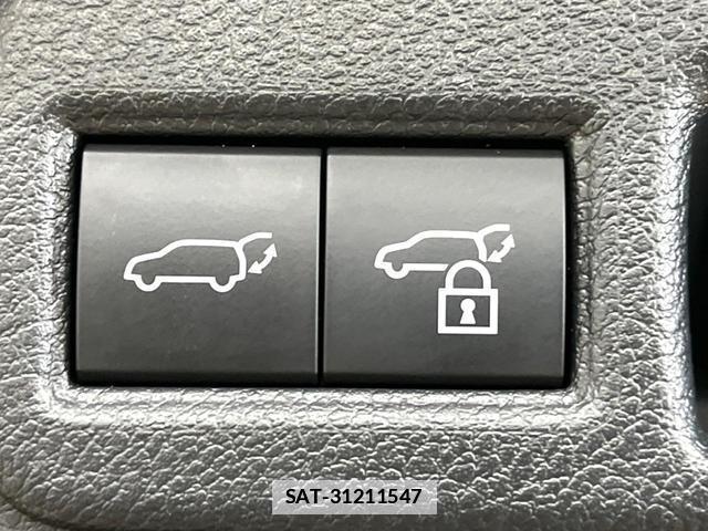 Toyota HARRIER HYBRID 2023-08 7869278-6