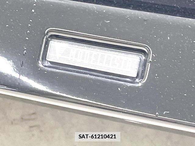 Toyota HARRIER 2021-06 7868216-6