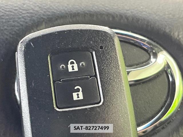 Toyota HARRIER 2015-03 7868378-6
