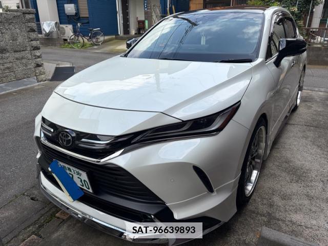 Toyota HARRIER 2022-08 7868647-1