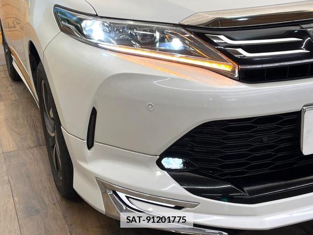 Toyota HARRIER 2017-08 7869283-11