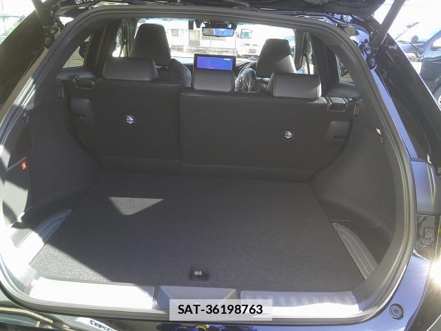 Toyota HARRIER 2026-01 7869599-16