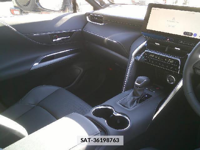 Toyota HARRIER 2026-01 7869599-9