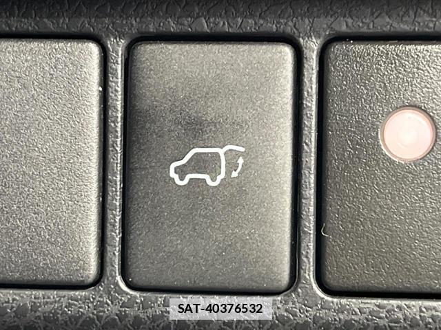 Toyota HARRIER 2017-06 7870329-5