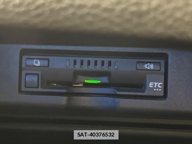 Toyota HARRIER 2017-06 7870329-6