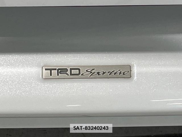 Toyota HARRIER 2015-07 7871023-2