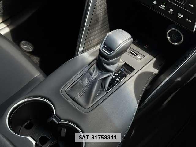 Toyota HARRIER 2025-12 7872138-7
