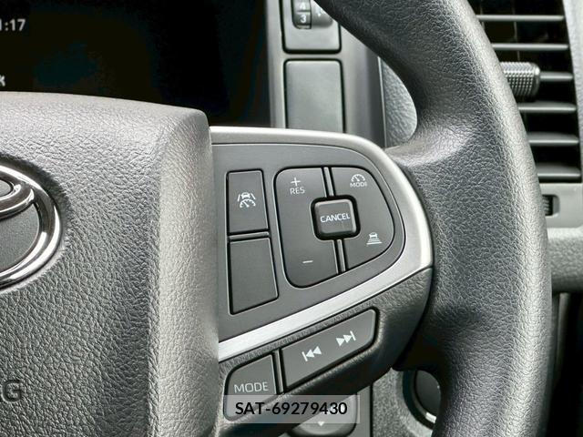 Toyota HIACE COMMUTER 2026-06 7871756-4