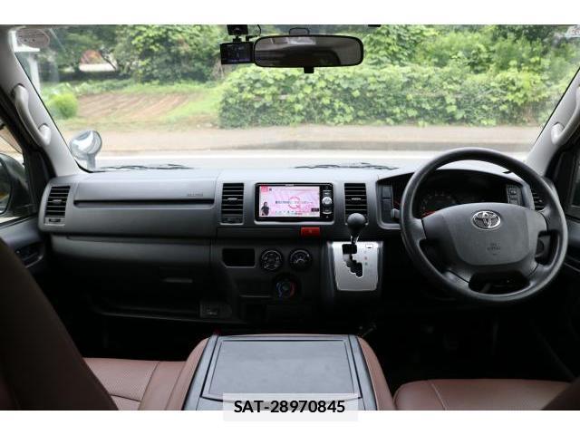 Toyota HIACE VAN 2017-10 7866888-15