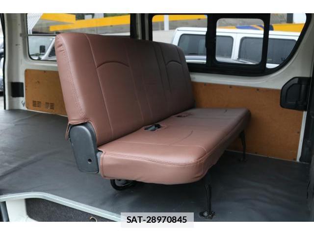 Toyota HIACE VAN 2017-10 7866888-16