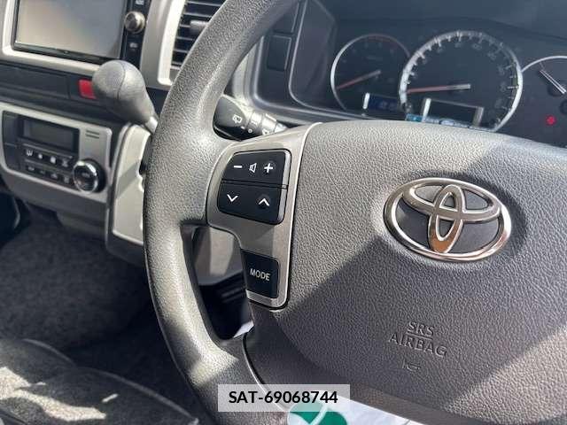 Toyota HIACE VAN 2016-11 7867787-12