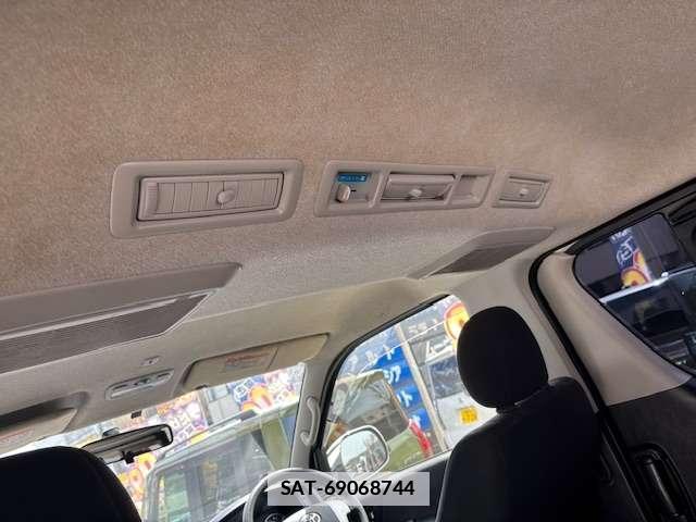 Toyota HIACE VAN 2016-11 7867787-15
