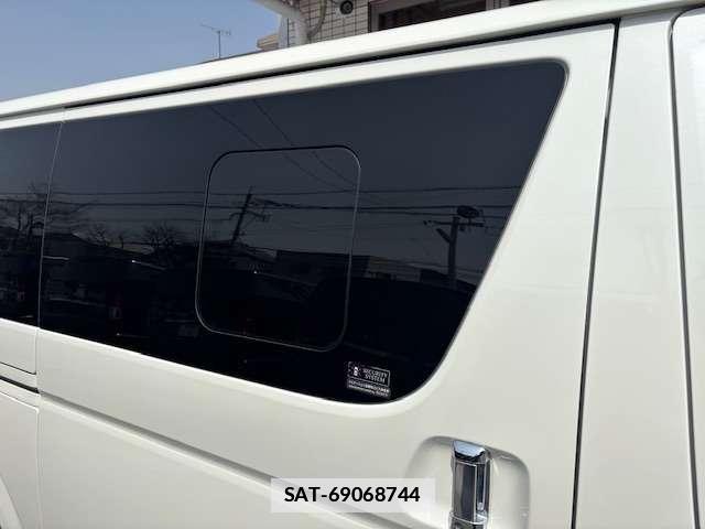 Toyota HIACE VAN 2016-11 7867787-17