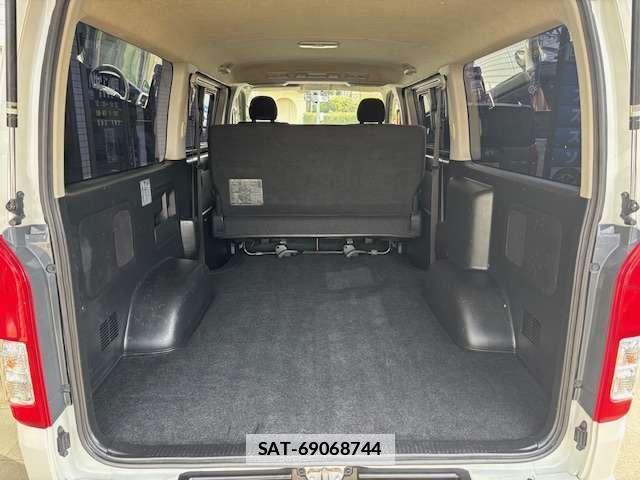 Toyota HIACE VAN 2016-11 7867787-4