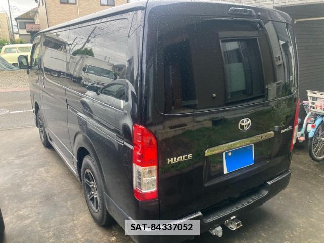 Toyota HIACE VAN 2024-04 7868840-12