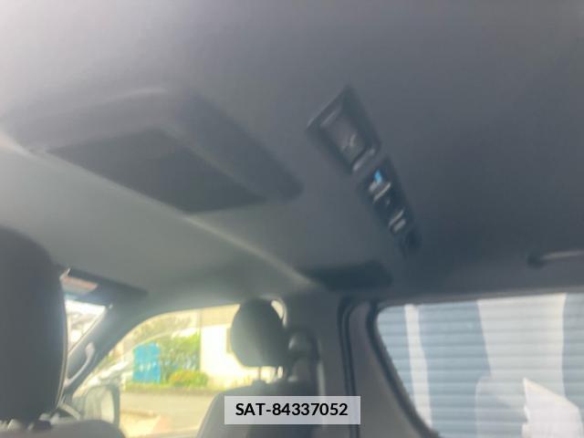 Toyota HIACE VAN 2024-04 7868840-9