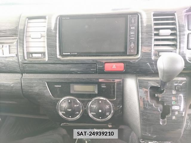 Toyota HIACE VAN 2012-03 7870255-11