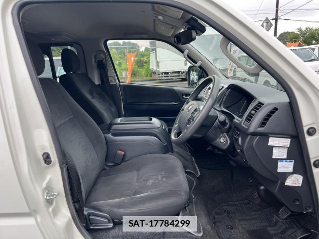 Toyota HIACE VAN 2021-01 7872128-11