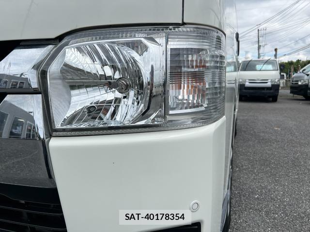 Toyota HIACE VAN 2015-11 7872129-14