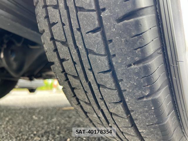 Toyota HIACE VAN 2015-11 7872129-18