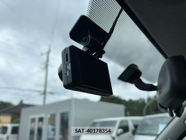 Toyota HIACE VAN 2015-11 7872129-9