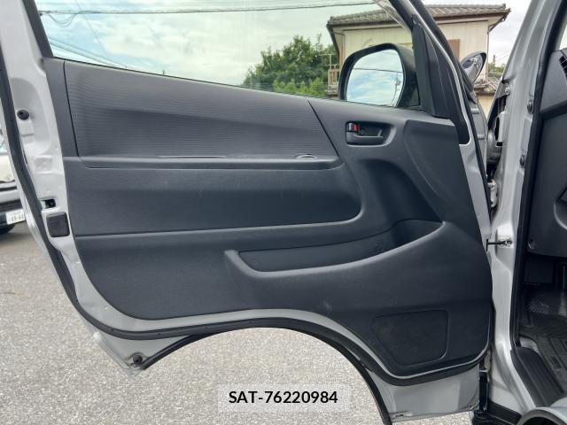 Toyota HIACE VAN 2015-06 7872130-10