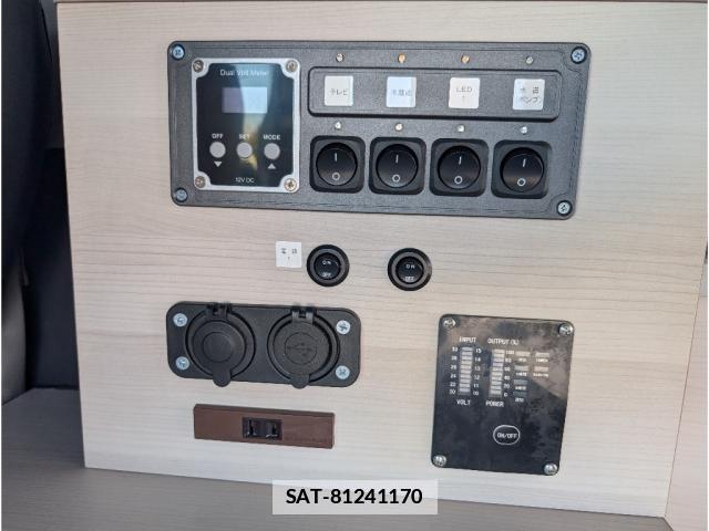 Toyota HIACE WAGON 2024-02 7867495-9