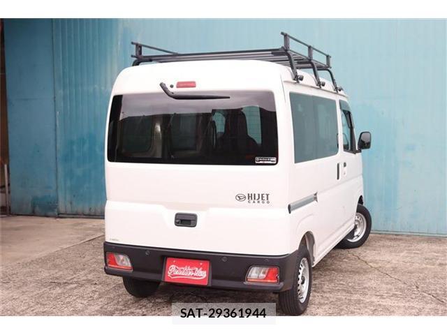 Daihatsu HIJET CARGO 2023-08 7871422-2