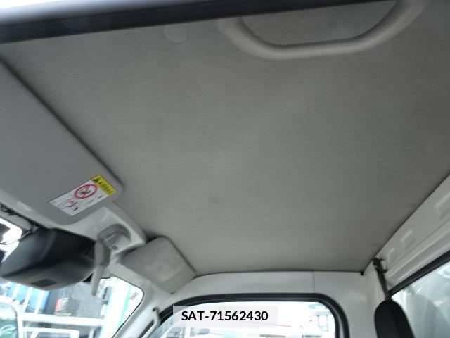 Daihatsu HIJET TRUCK 2022-05 7867614-16