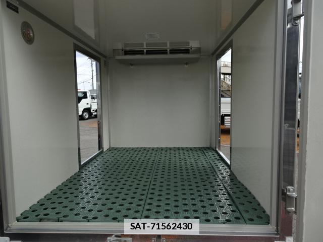 Daihatsu HIJET TRUCK 2022-05 7867614-18
