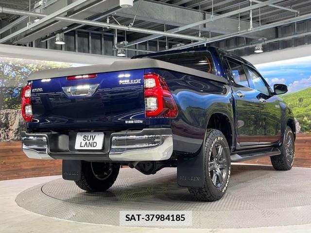 Toyota HILUX 2022-08 7867933-17