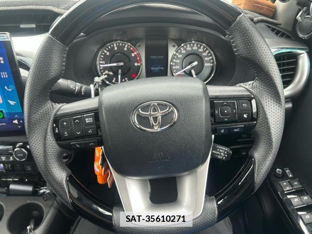 Toyota HILUX 2020-09 7868507-9
