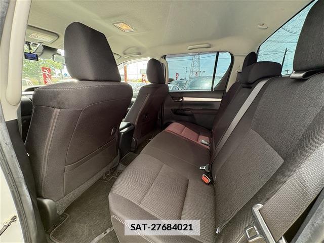 Toyota HILUX 2021-06 7870480-19