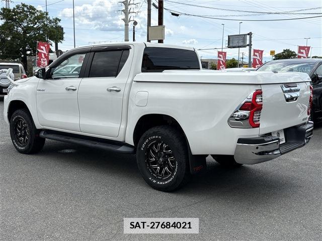 Toyota HILUX 2021-06 7870480-7