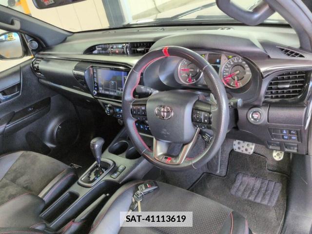 Toyota HILUX 2022-05 7871215-2